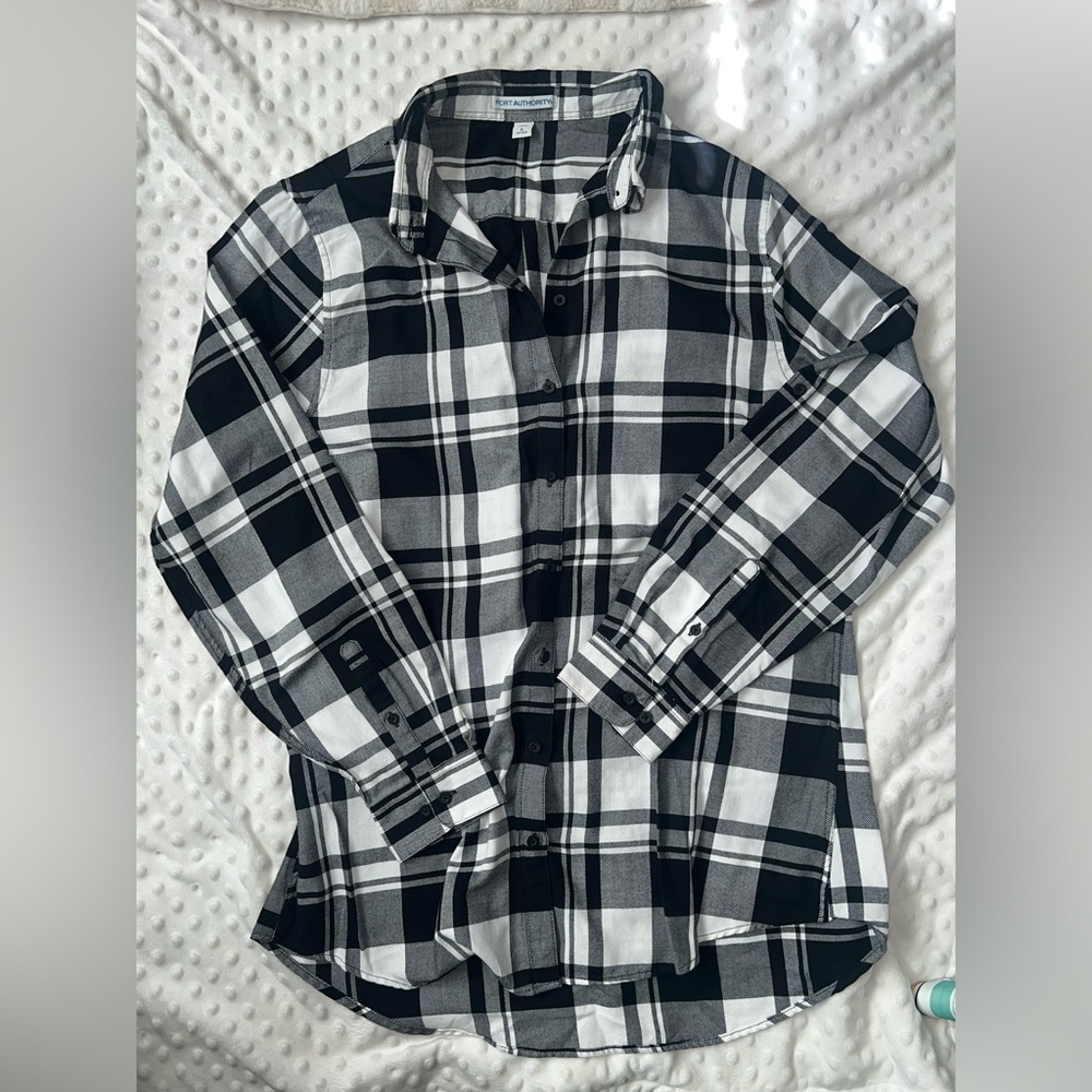 NWOT Port Authority Black and White Womens Checkered Shirt